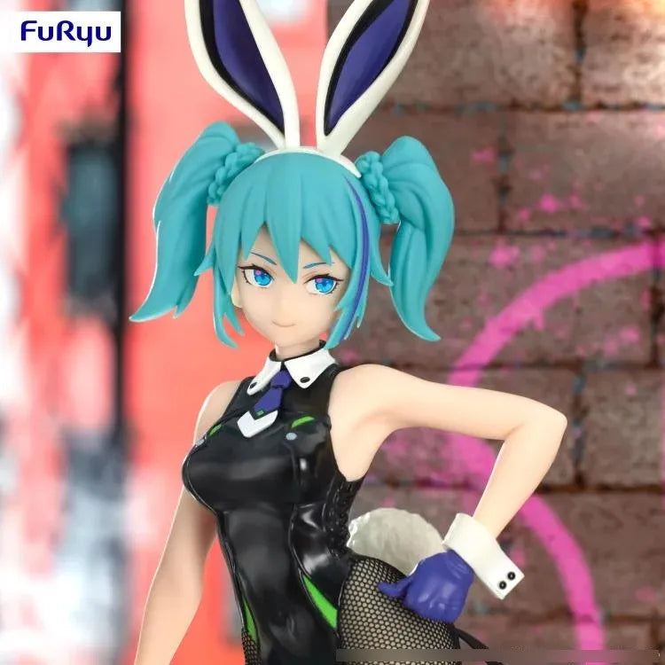 Hatsune Miku | Street Violet Bicute Bunnie |  Furyu Figure